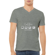 Ladda upp bild till gallerivisning, Coffee loading - Premium unisex v-ringad t-shirt
